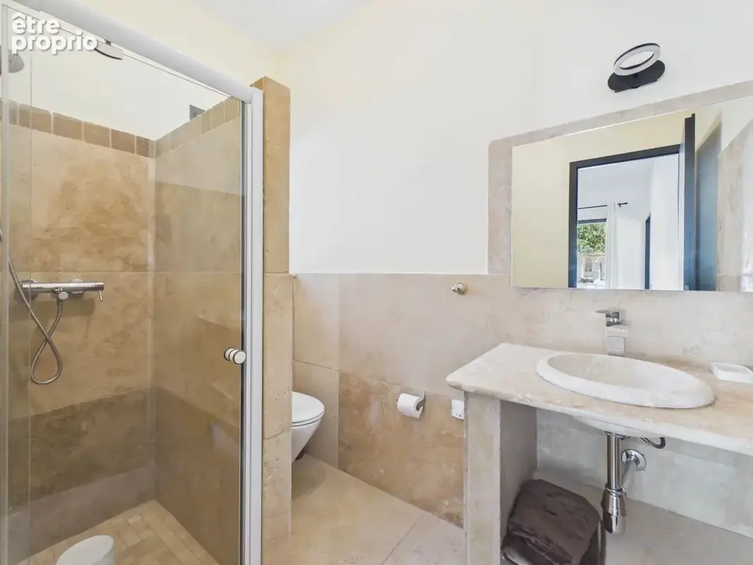Villa moderne 275 m² avec studio et 3 garages  - Montauroux - photo 15