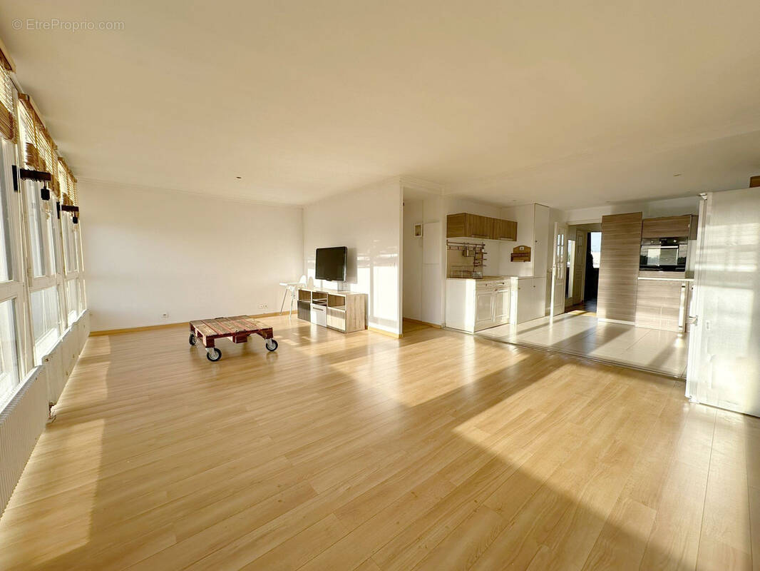 Appartement à SAINT-MAUR-DES-FOSSES