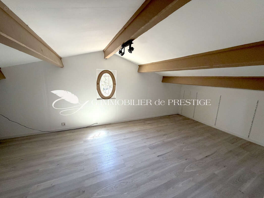 Maison à MAZAN