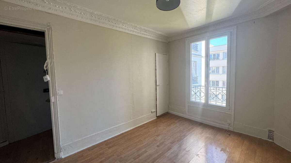 Appartement à PARIS-20E