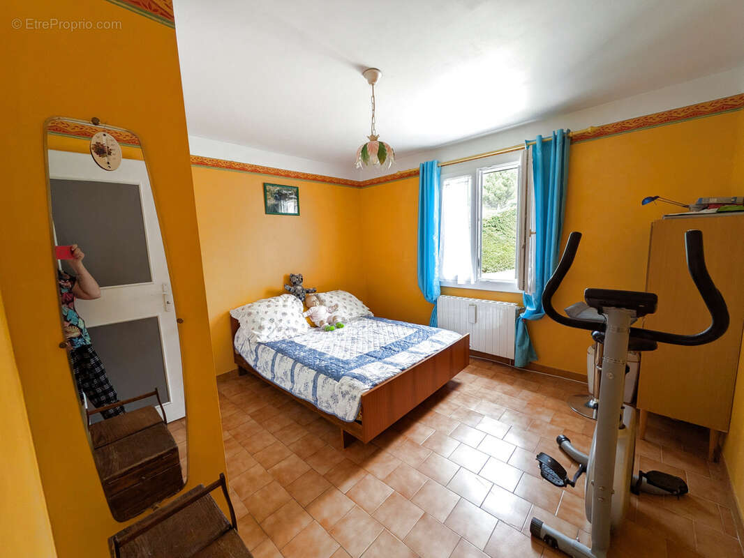 Maison à PUYMERAS