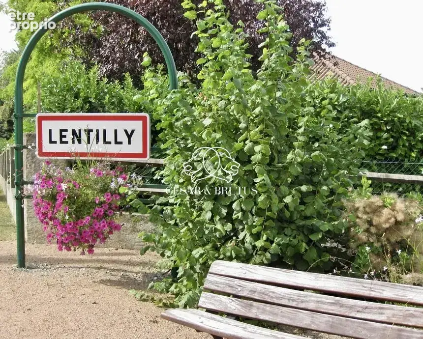 Maison à LENTILLY