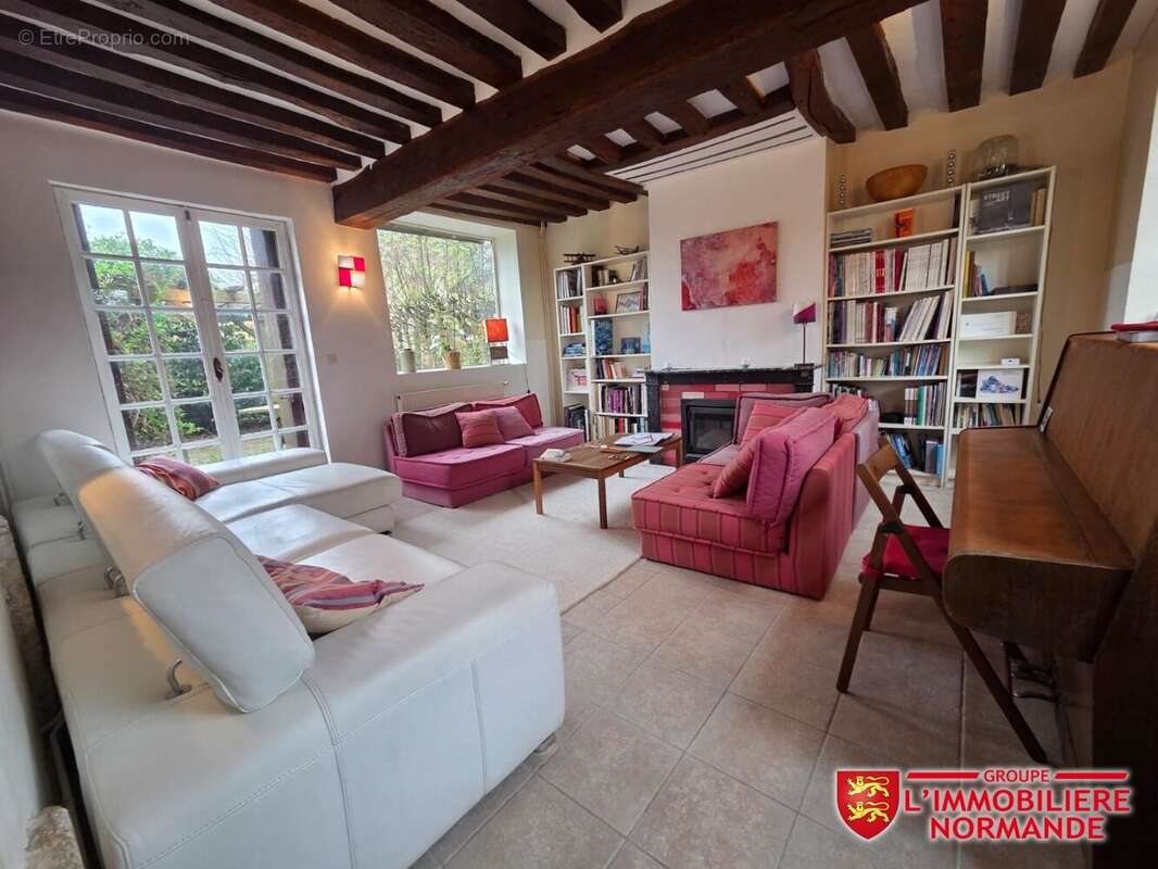 Maison à ROMILLY-SUR-ANDELLE