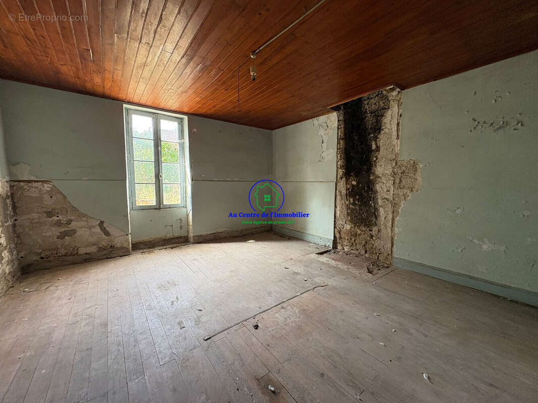 Maison 169 m² à Laroque-Timbaut  - photo 7