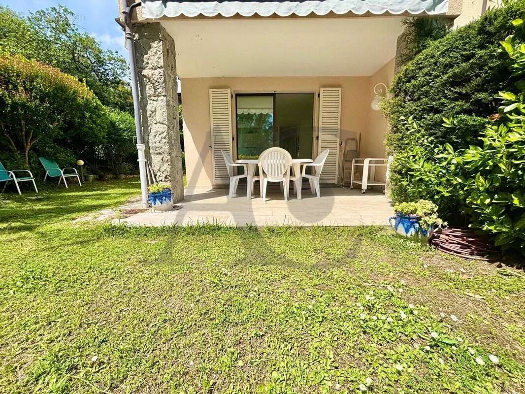 Appartement à VILLENEUVE-LOUBET