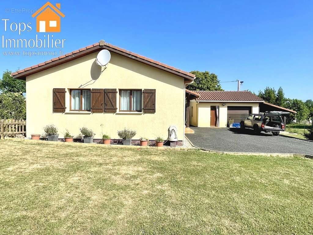 Maison à SAVIGNAC