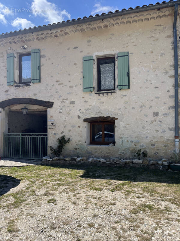 Maison à TEYSSIERES