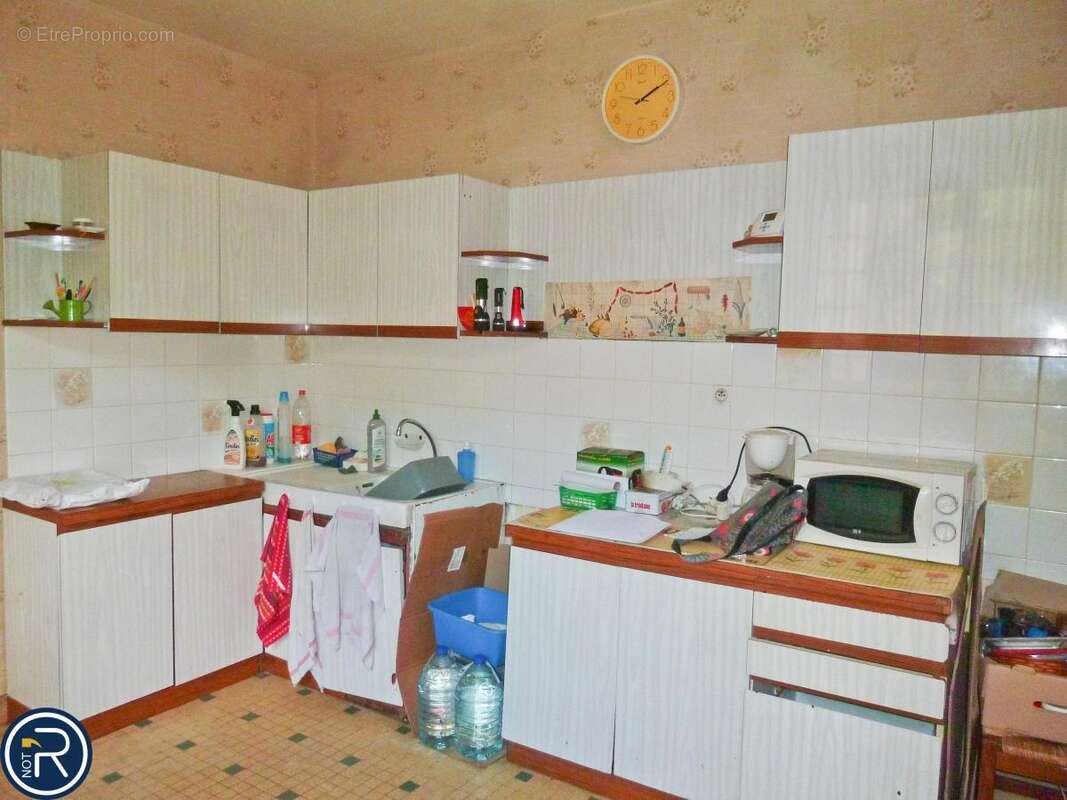 Maison 156 m² à Louverne  - photo 8