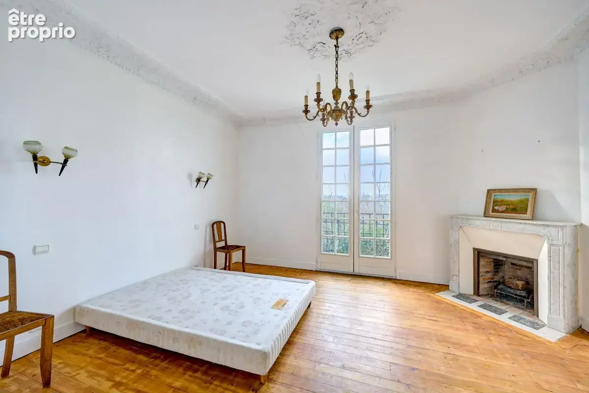 Meulière de 1920 – 153 m² habitable – 5 Chambres - Terrain 1 819 m² - photo 11