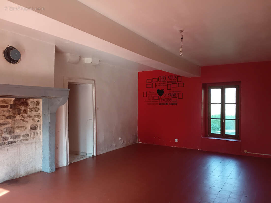 Maison à GERMIGNY-L'EXEMPT