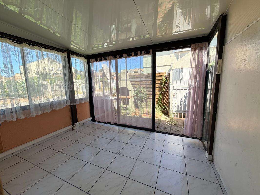 À Vendre - Marseillan plage -Pavillon à rénover – À deux pas de la plage ! - photo 2