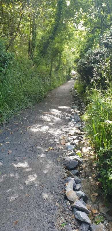 Terrain à PLOUGONVELIN