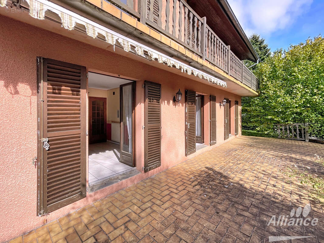 Maison à COURCELLES-LES-MONTBELIARD