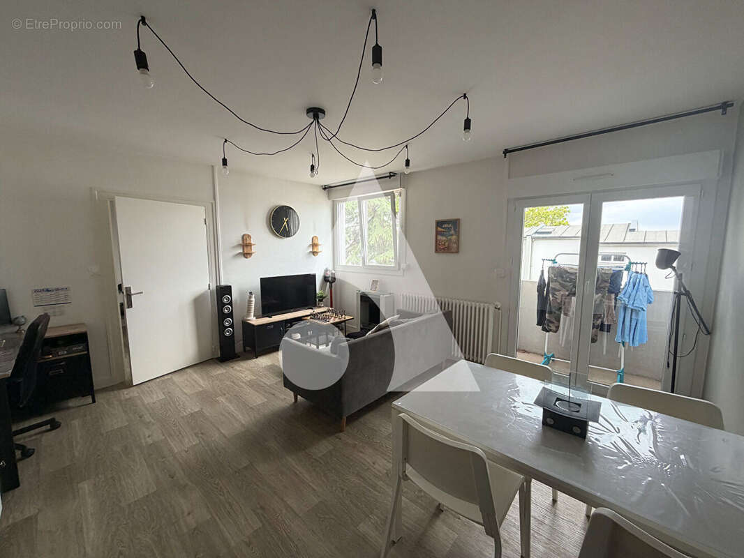 Appartement Niort 2 pièce(s) 44.6 m2 - photo 2