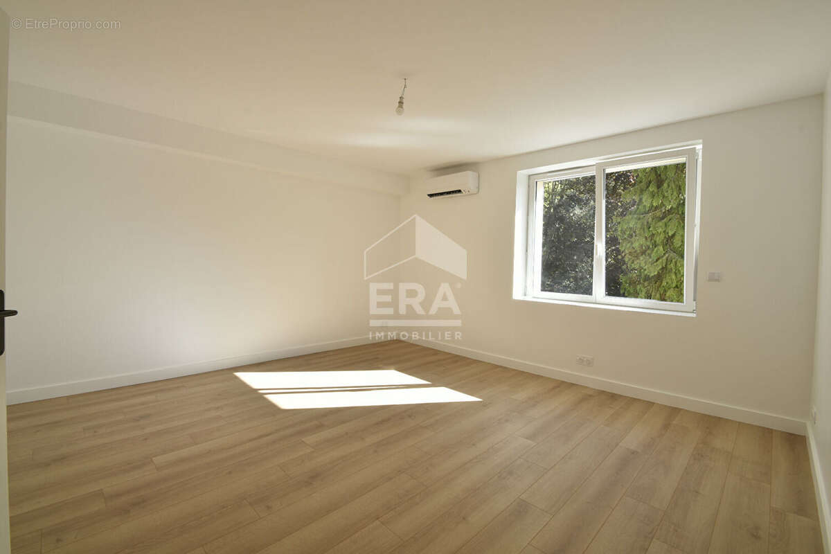 Maison à VILLIERS-SAINT-FREDERIC