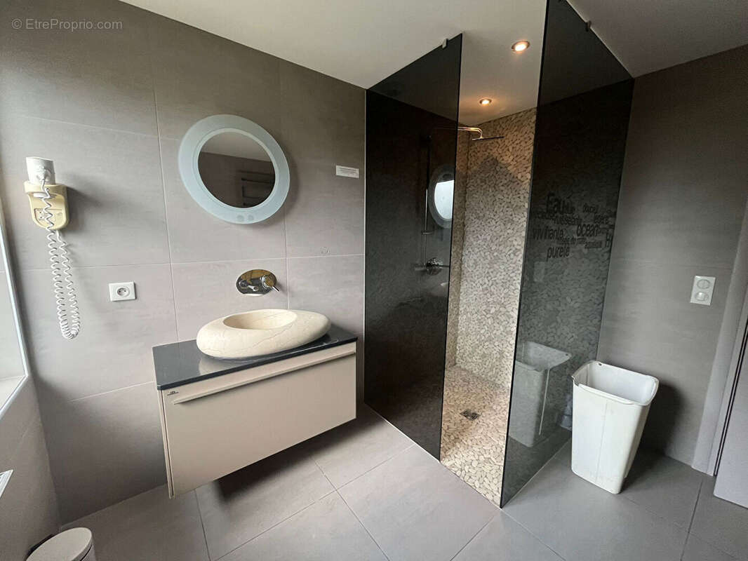 Maison Fournets-luisans 10 pièce(s) 950 m2 - photo 5