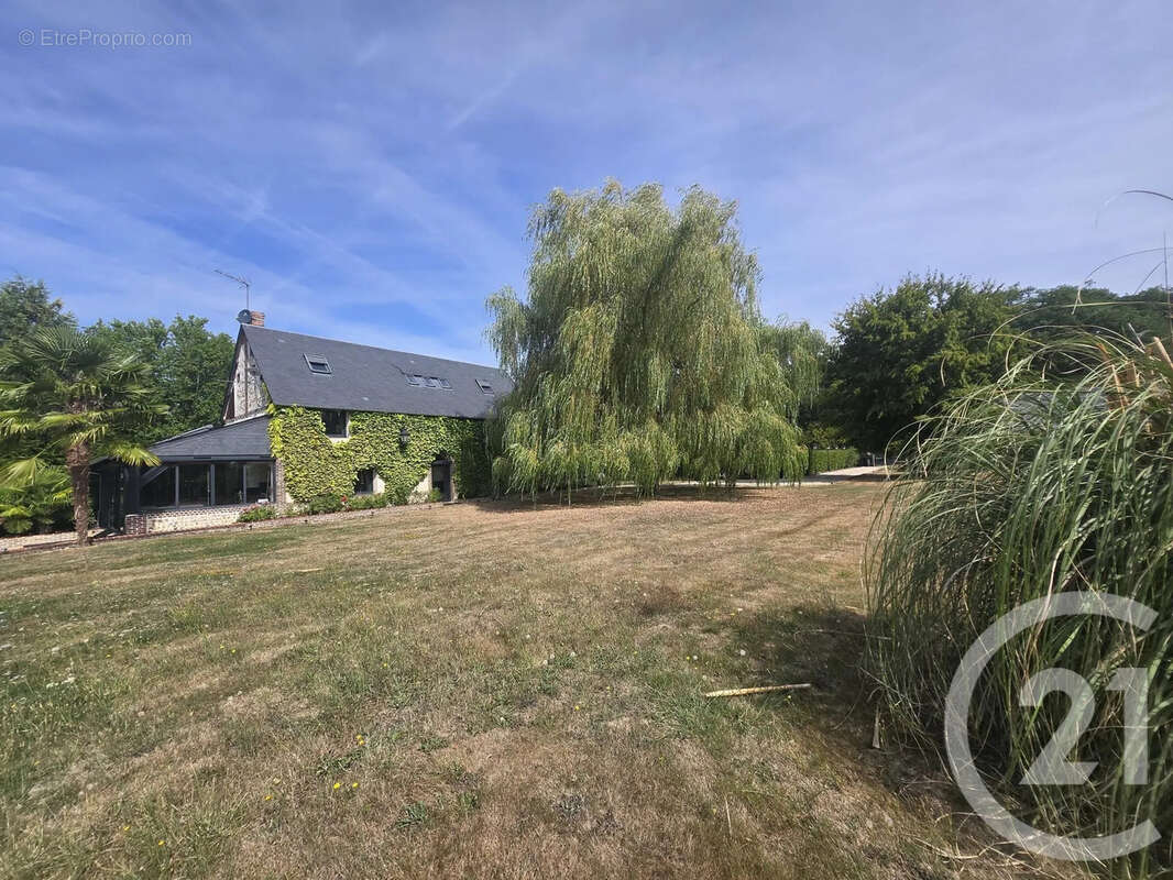 Maison 180 m² à Les Baux-De-Breteuil  - photo 3