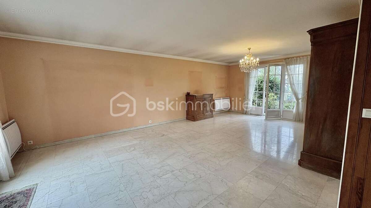 Maison à VILLIERS-SUR-ORGE