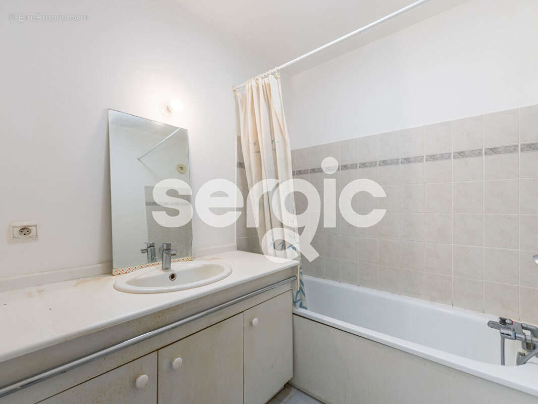 Appartement à BUSSY-SAINT-GEORGES