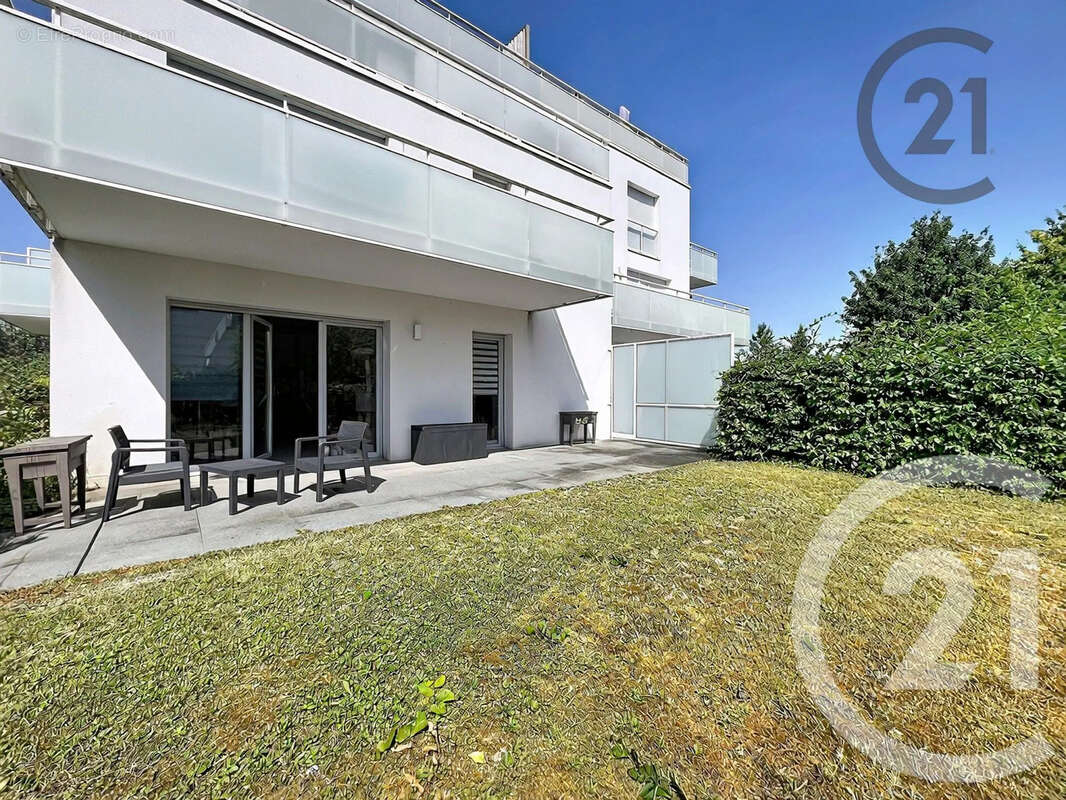 Appartement à BEZANNES