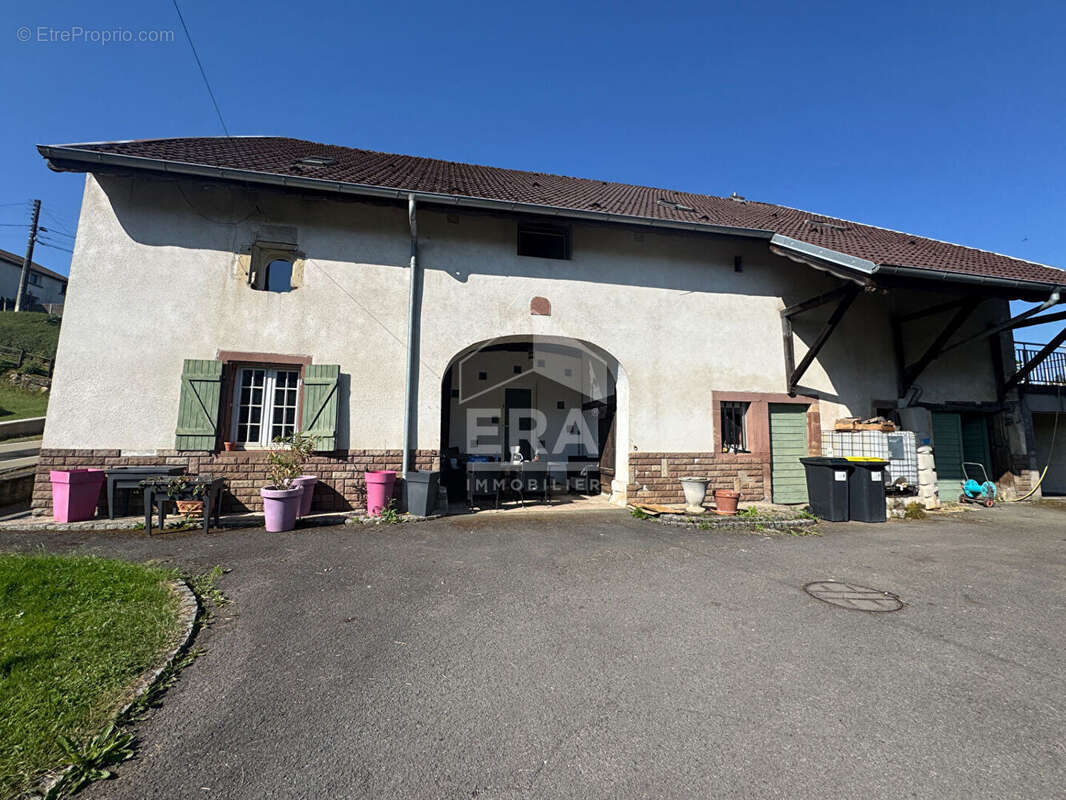 Maison à TREMOINS