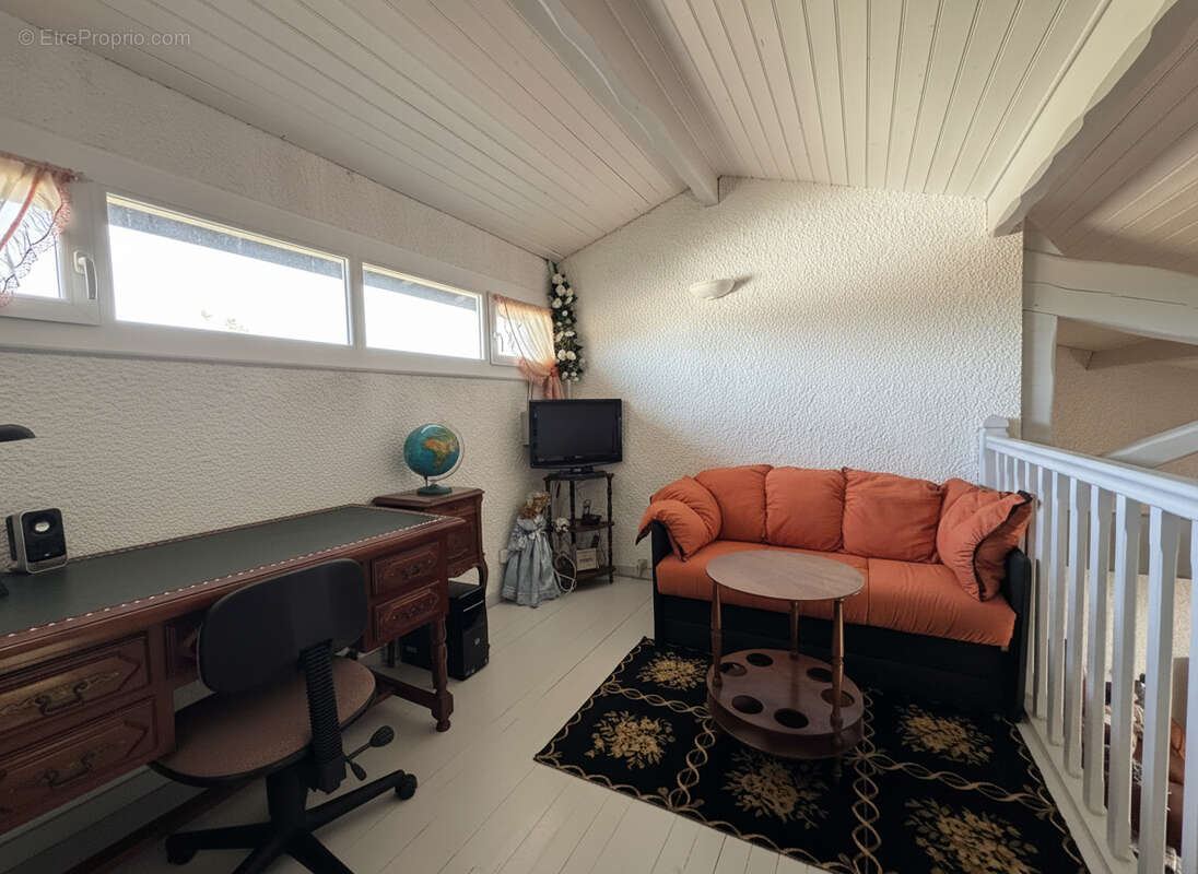 Maison à MIOS