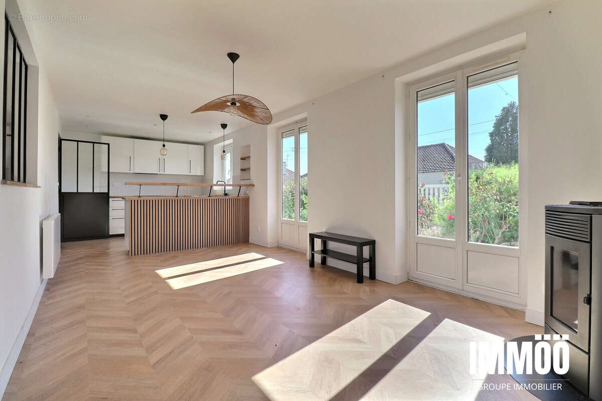 Maison 100 m² à Maromme  - photo 7