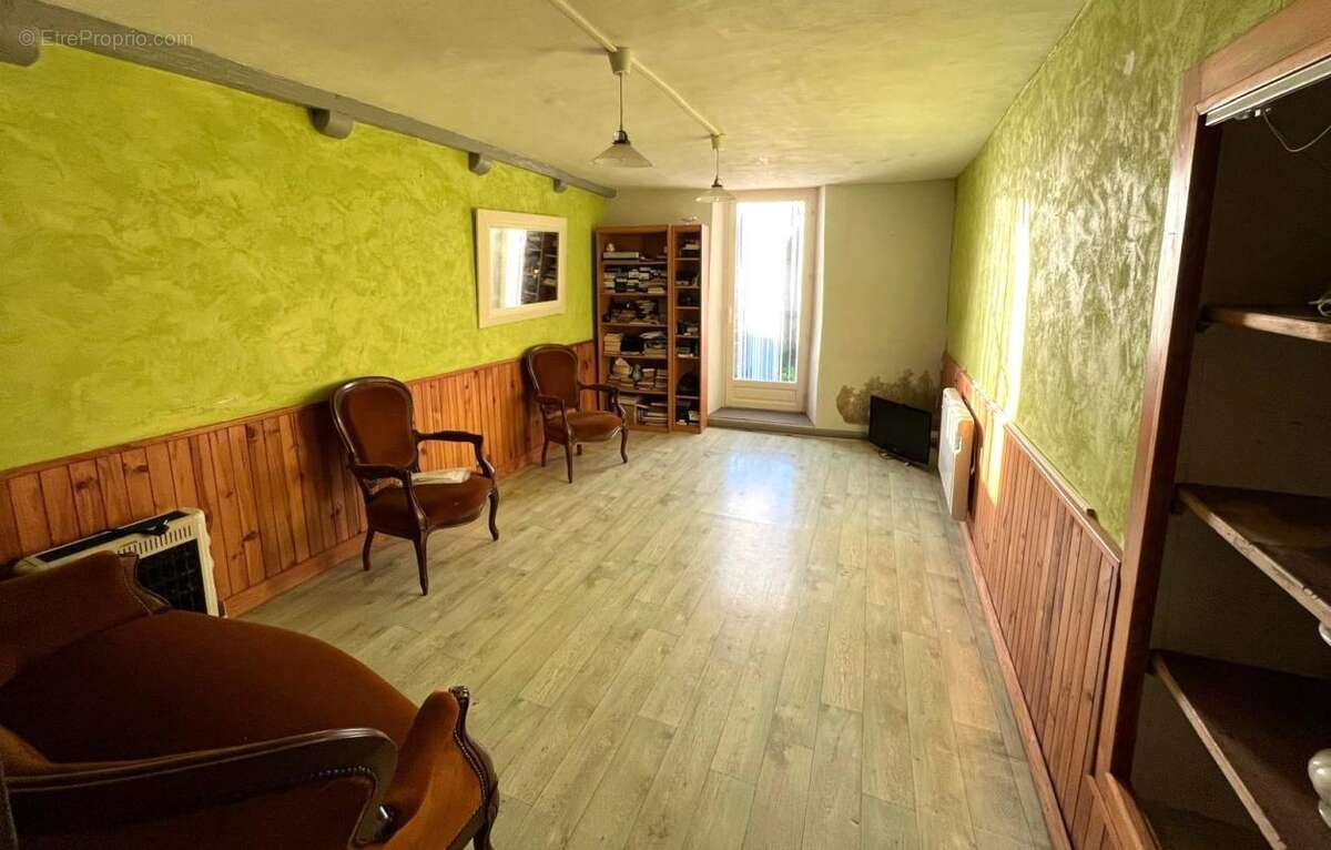 Maison à LEGNA