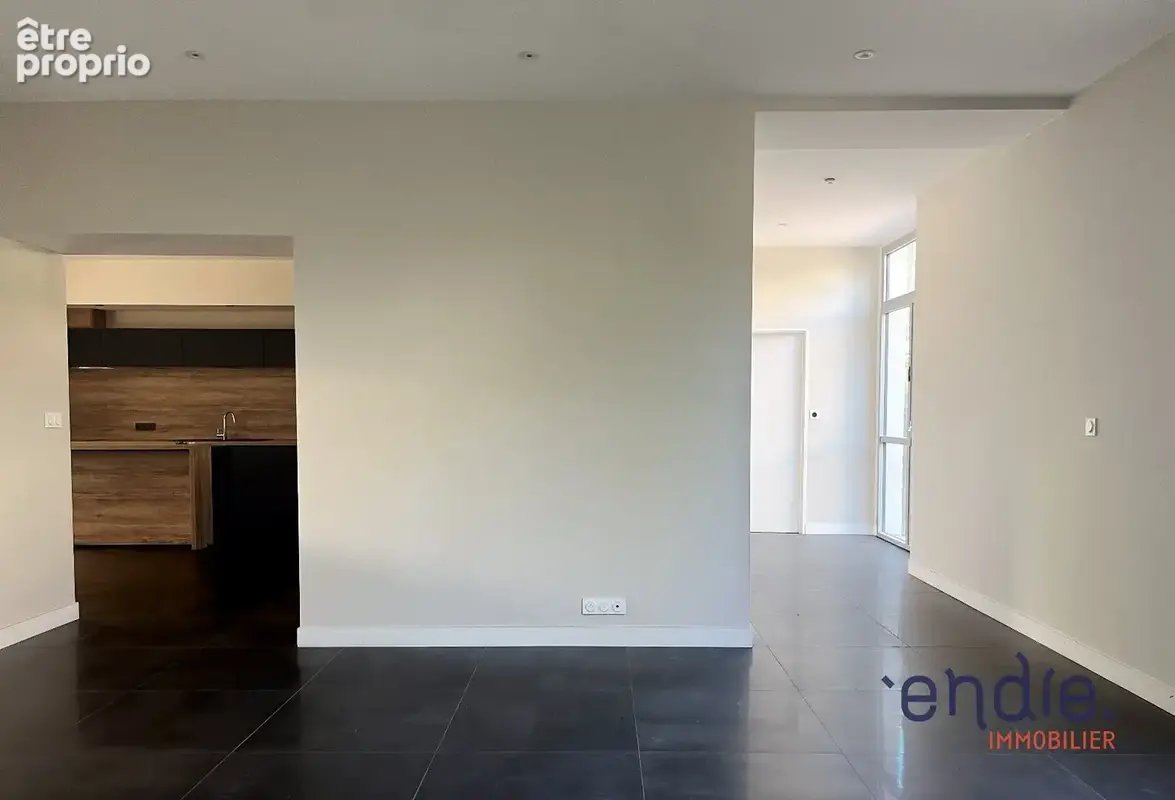 Appartement d'exception  148 m² Carrez / 182 m² de surface totale  4 chambres  proche centre-ville - photo 3