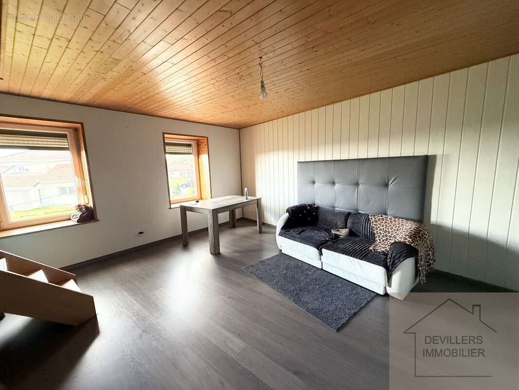 Appartement à AMANCEY