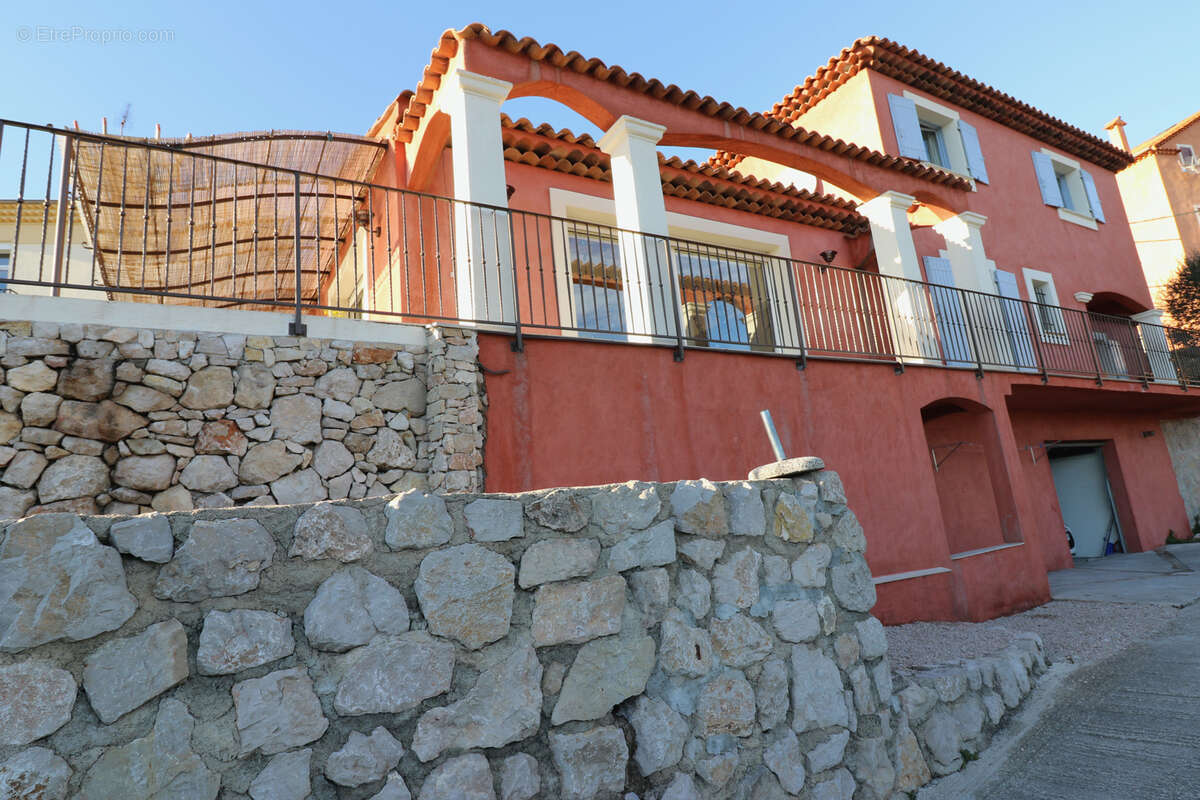 Maison à LA TURBIE