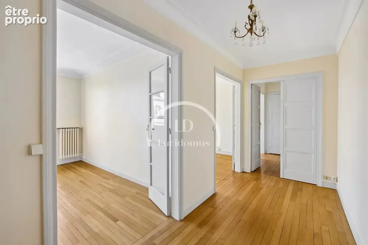 Appartement 79 m² à Paris-19e  - photo 3