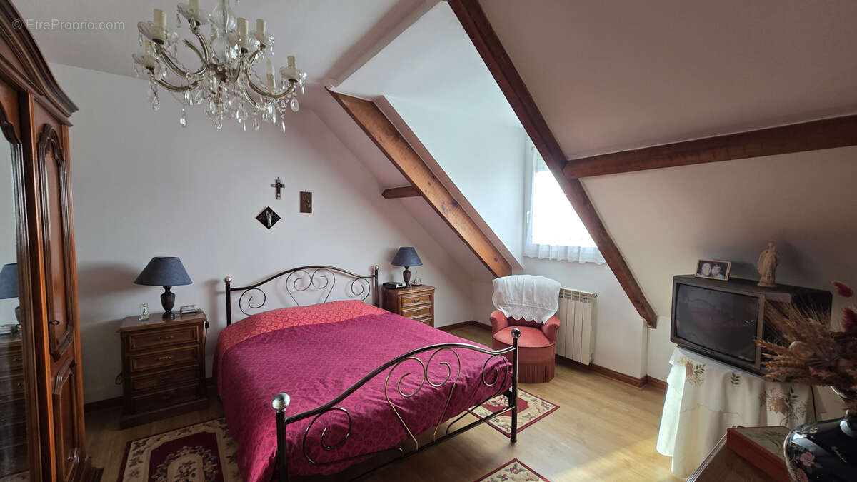 Maison à VILLEJUST