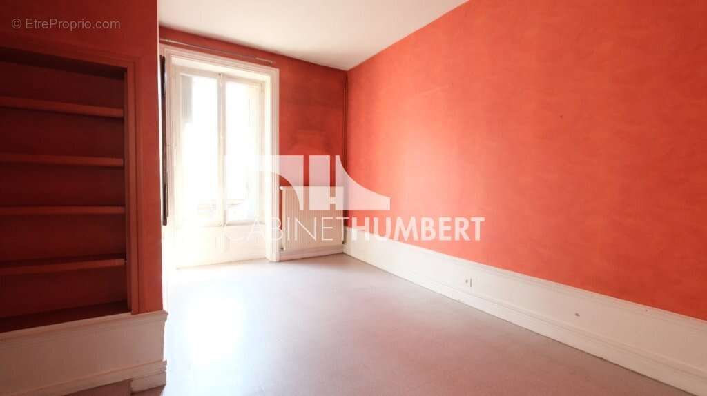 Appartement 146 m² à Saint-Etienne  - photo 6