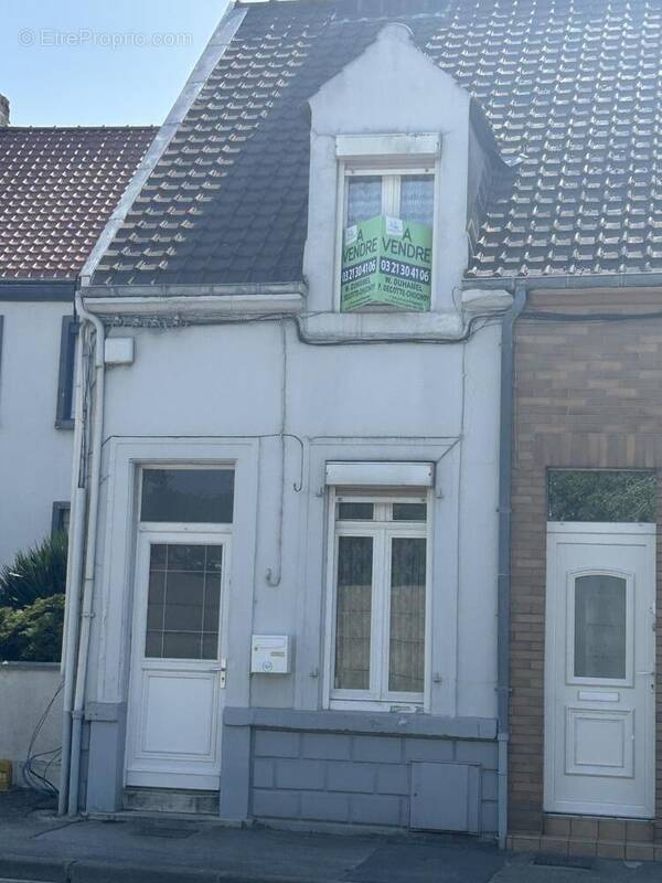 Maison à SAINT-MARTIN-BOULOGNE