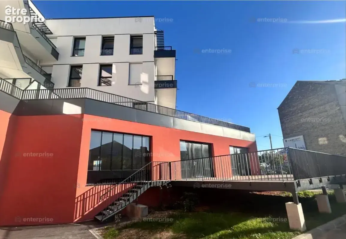 Local commercial - photo 4