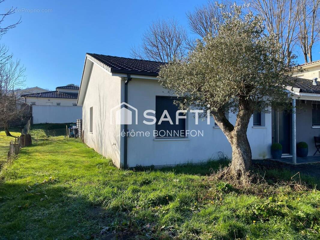 Photo 1 - Maison à FARGUES-SAINT-HILAIRE