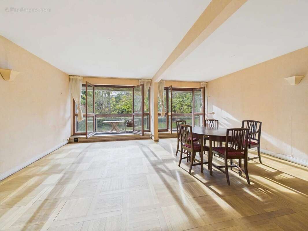 Appartement à SAINT-CLOUD