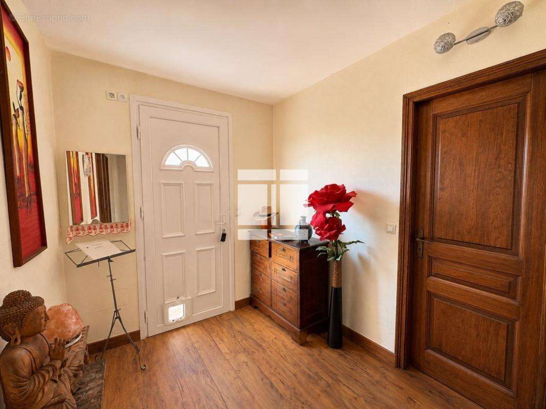 Maison de 152m2 avec un terrain de 2905m2 - photo 6