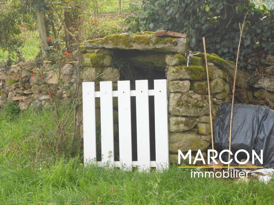 Maison à CHAMPSANGLARD