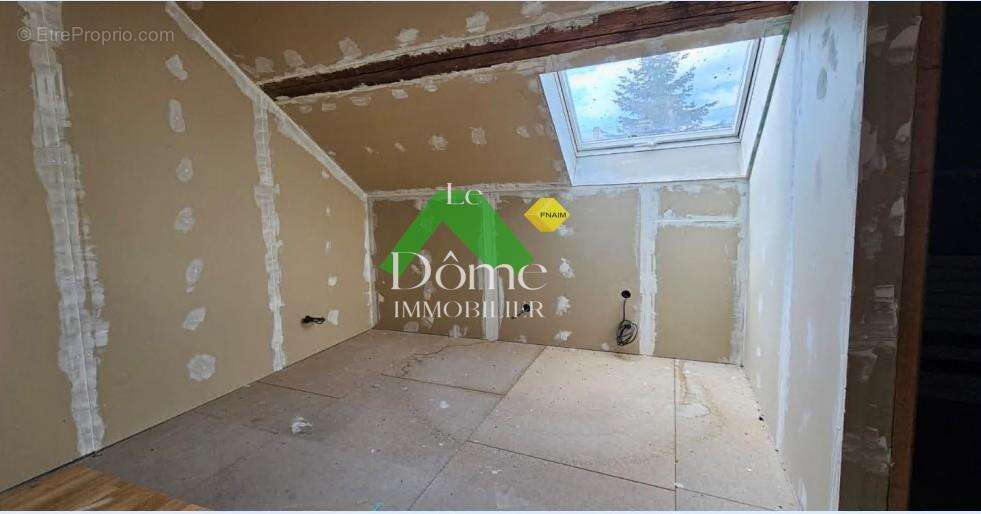 Maison à HENONVILLE