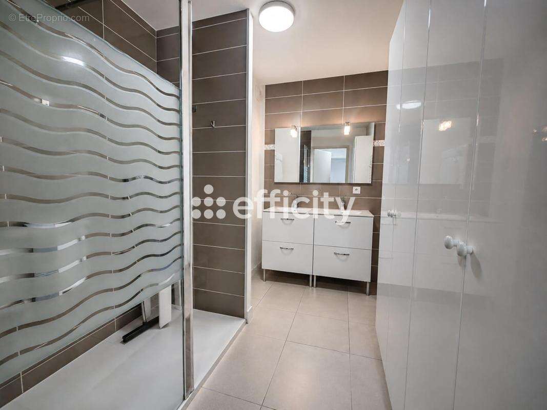 Appartement à BALLAN-MIRE