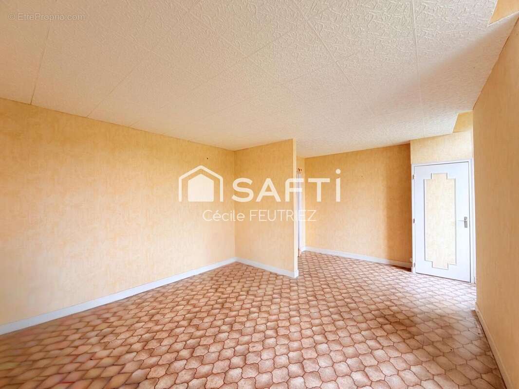 Maison 134 m² à Espagnac  - photo 9