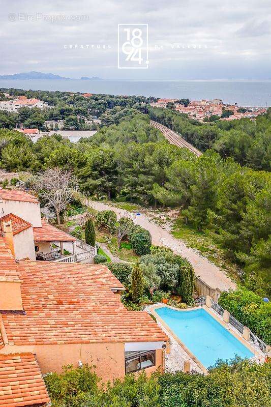 Maison à SAUSSET-LES-PINS
