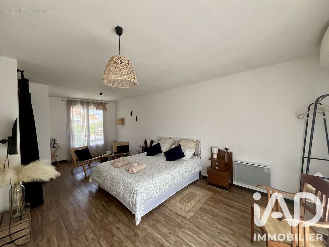 Maison 180 m² à Narbonne  - photo 3