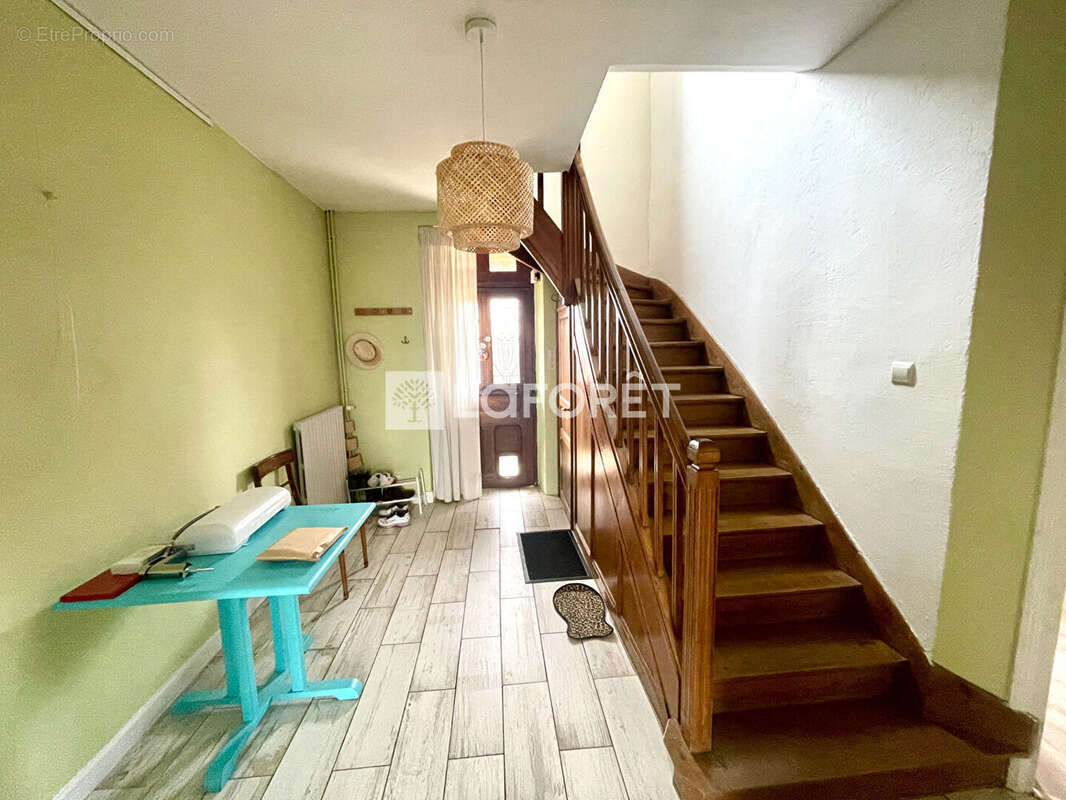 Maison à SAUVETERRE-DE-ROUERGUE