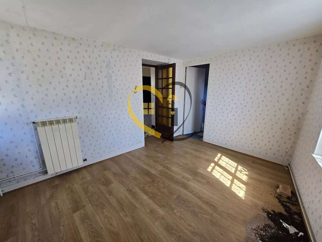 Maison à NEUVY-DEUX-CLOCHERS