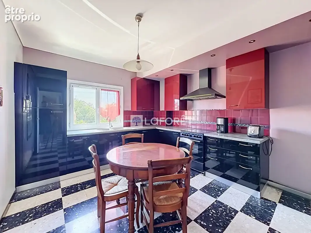 Perpignan, Immeuble, 2 appartements, 2 garages, 2 caves et jardin - photo 3