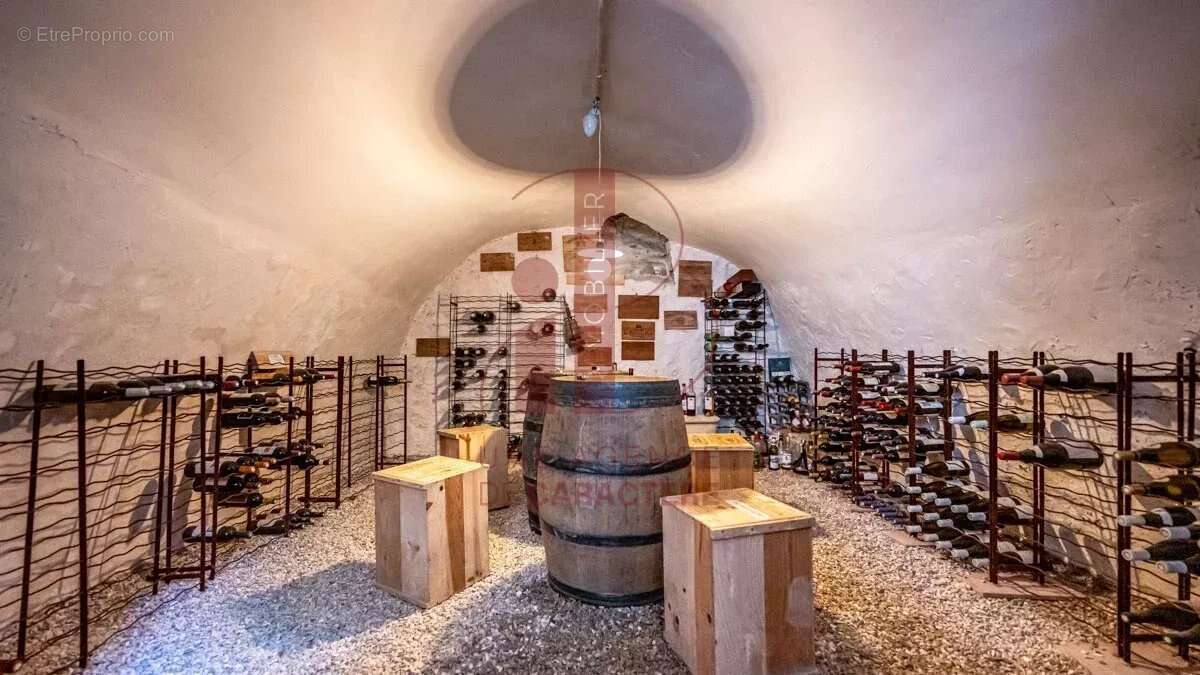 Maison à FONTAINEBLEAU