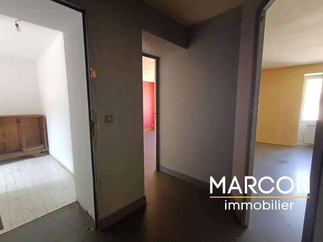 Maison à SAINT-GEORGES-LA-POUGE